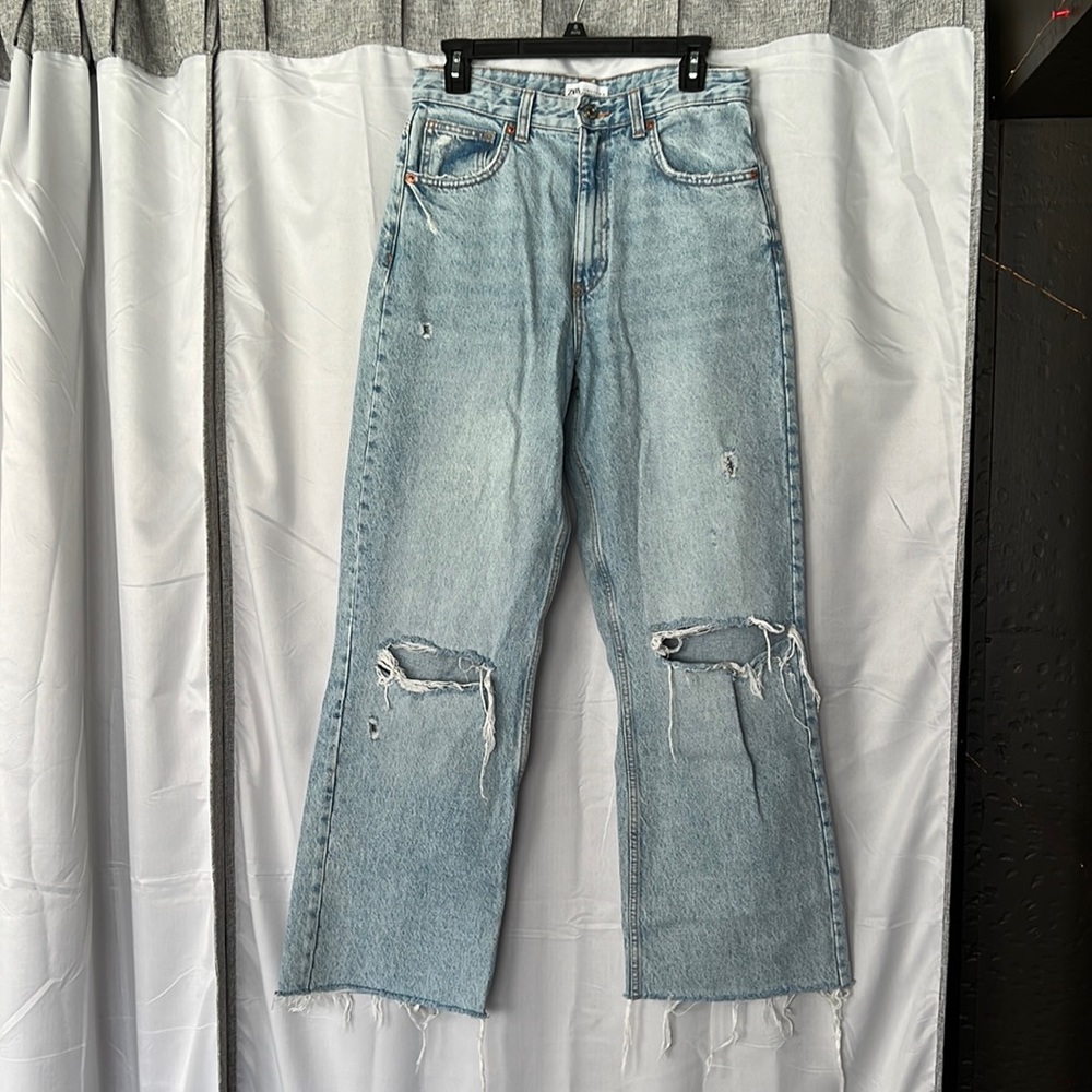 Size 8 Zara Wide Leg High-Rise Ripped Jeans